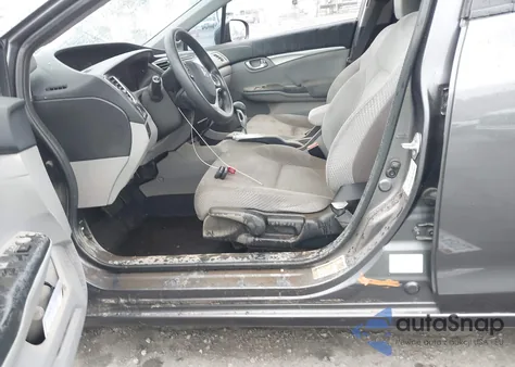 2014 Honda Civic Hybrid z USA, uszkodzony, nr VIN 19XFB4F27EE201882